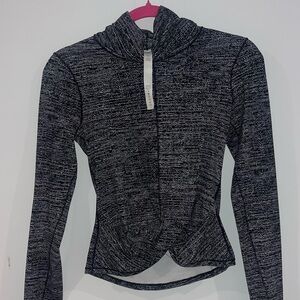 Lululemon  Black Heathered Top